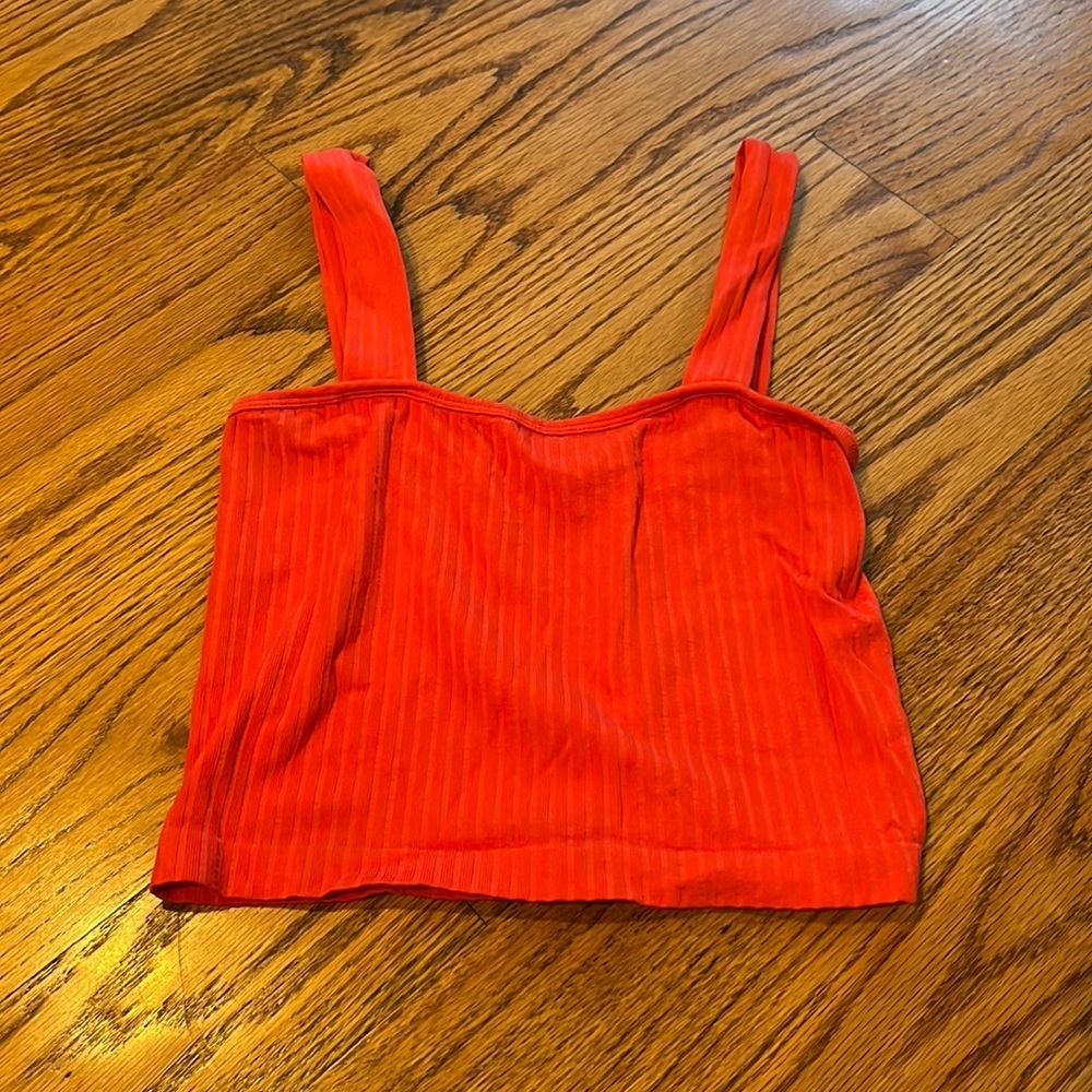 Suzette Woman’s Red Tank Size 0/S